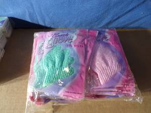 lot 106 image: Brand New - Bath Massage Gloves and Cotton Squares
