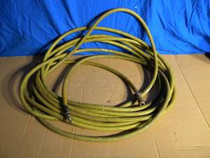 lot 134 image: Air Hose Extra Long