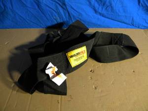 lot 155 image: Shoulder Dolly