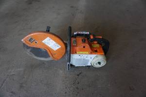 lot 7 image: Stihl Model TS450 Chop Saw