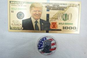 lot 4 image: Trump Money