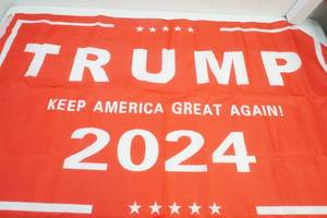 lot 10 image: Trump Flag 2024