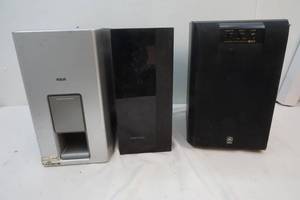 lot 31 image: RCA powered super woofer