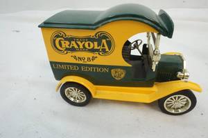 lot 44 image: Crayola car