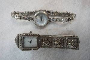 lot 52 image: Womens Quartz Watches