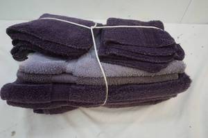 lot 97 image: Purple Bath towels