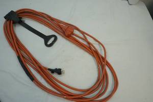 lot 102 image: Extension Cord