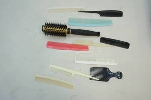 lot 125 image: personal care items