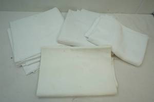 lot 127 image: table linens