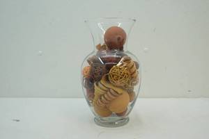 lot 147 image: vase