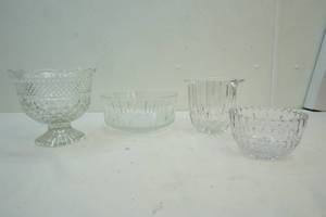 lot 153 image: glassware