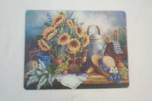 lot 184 image: cutting board