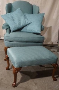lot 212 image: Sherill Chair