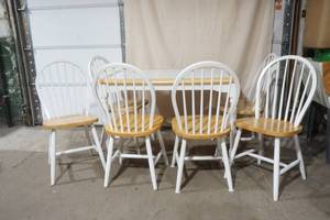 lot 214 image: Dining Table with 6 Chairs
