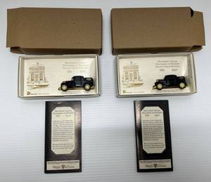 lot 51 image: Two Vintage DeLuxe Checks Collectible Ertl Essex Coupkle Mail Truck NIB In Original Box 1990