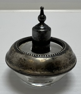 lot 54 image: Antique Frank M Whiting Table Lighter Marked Sterling