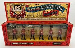 lot 77 image: 1970s W Britains Miniature New Metal Models NIB
