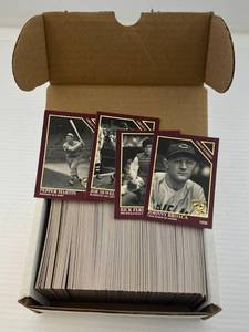 lot 154 image: 1994 Conlon BurgundyGold Set # 991-1320