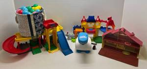 lot 176 image: Group Of Misc. Kids Toys