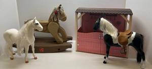 lot 177 image: Kids Toy Horses, Stable And Rocking Horse