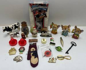 lot 179 image: Group Of Misc. Vintage Toys And Sports Cards