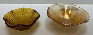 lot 186 image: Two Vintage Bowls One Amber Glass And  One Carnival Glass
