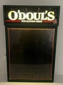 lot 206 image: Vintage ODouls Non- Alcoholic Brew Light Up Menu Board (Works) 29 12 T x 19 14 W
