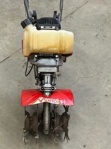 lot 25 image: Mantis Garden Tiller