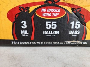 lot 41 image: New Box of Heavy Duty Contractor 55 Gallon Drum Liners