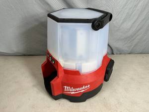 lot 11 image: Milwaukee M18 18-Volt Lithium-Ion Cordless 4400-Lumen RADIUS LED Compact Site Light
