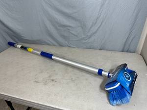 lot 56 image: New Camco Telescoping Car Wash Brush