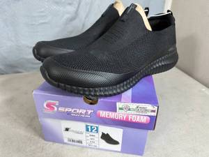 lot 157 image: New Skechers Sport Memory Foam Shoes Size 12