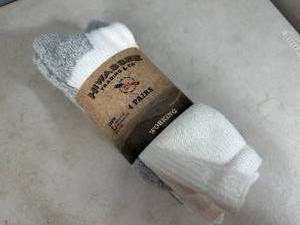lot 182 image: 4 New Pairs Hiwassee Cotton Work Socks