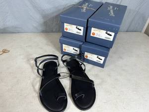 lot 185 image: 4 New Pairs of Sandals