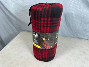 lot 202 image: New 12 Volt Heated Travel Blanket with Bag