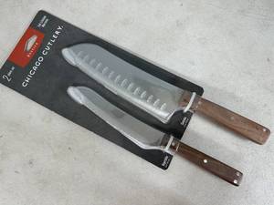 lot 210 image: New Set of Chicago Cutlery Chef Knives