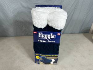 lot 237 image: New Pair of Huggle Slipper Socks