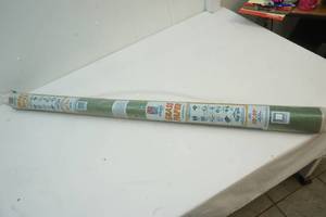 lot 33 image: Grass Paper