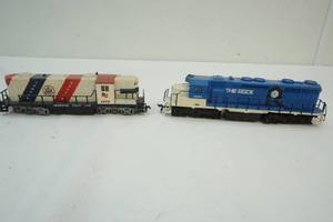 lot 40 image: HO Scale Railroad Trains