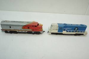 lot 41 image: Ho Scale railroad Trains