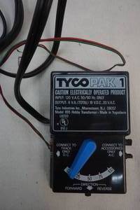 lot 108 image: Tyco Pak electronic operator