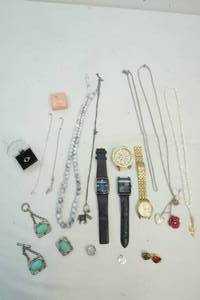 lot 173 image: Jewelry