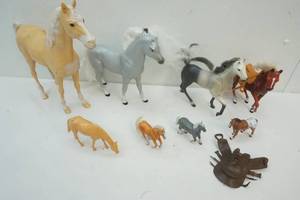 lot 179 image: Childrens Toys
