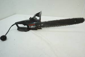 lot 191 image: Remington Chainsaw