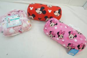 lot 200 image: Bolster Pillows and Hooded Throw