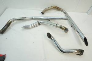 lot 206 image: Harley davidson Pipes