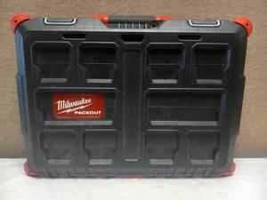lot 14 image: MILWAUKEE PACKOUT TOOL CASE