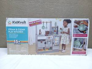 lot 22 image: NEW KIDKRAFT STEAM & CLEAN WOODEN PLAY KITCHEN