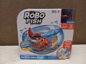 lot 27 image: NEW ZURU ROBO FISH ELECTRONIC PET