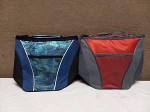 lot 31 image: 2 NEW 8 CAN MINI BACKPACK COOLERS